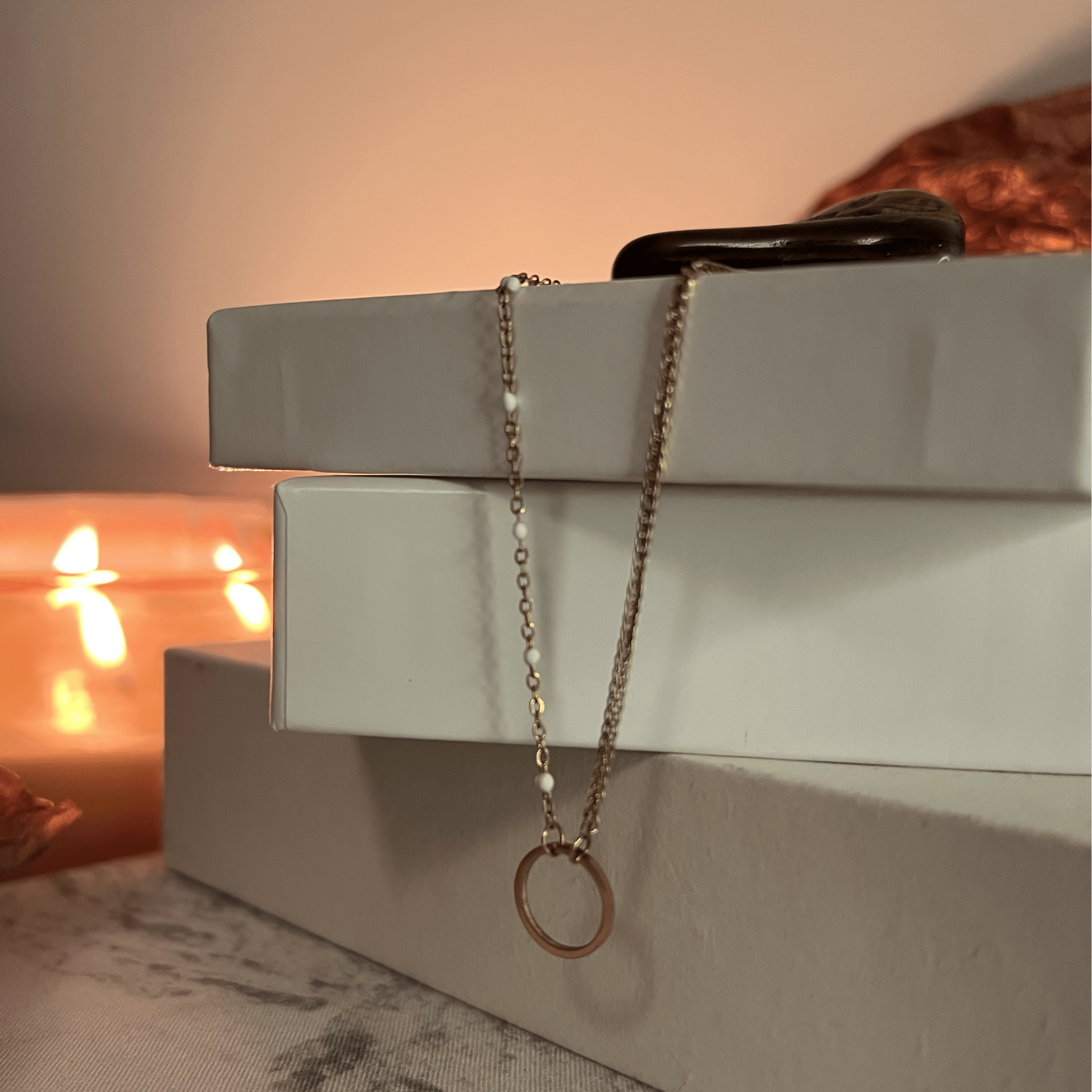 ÉPUISÉ - Collier En 円