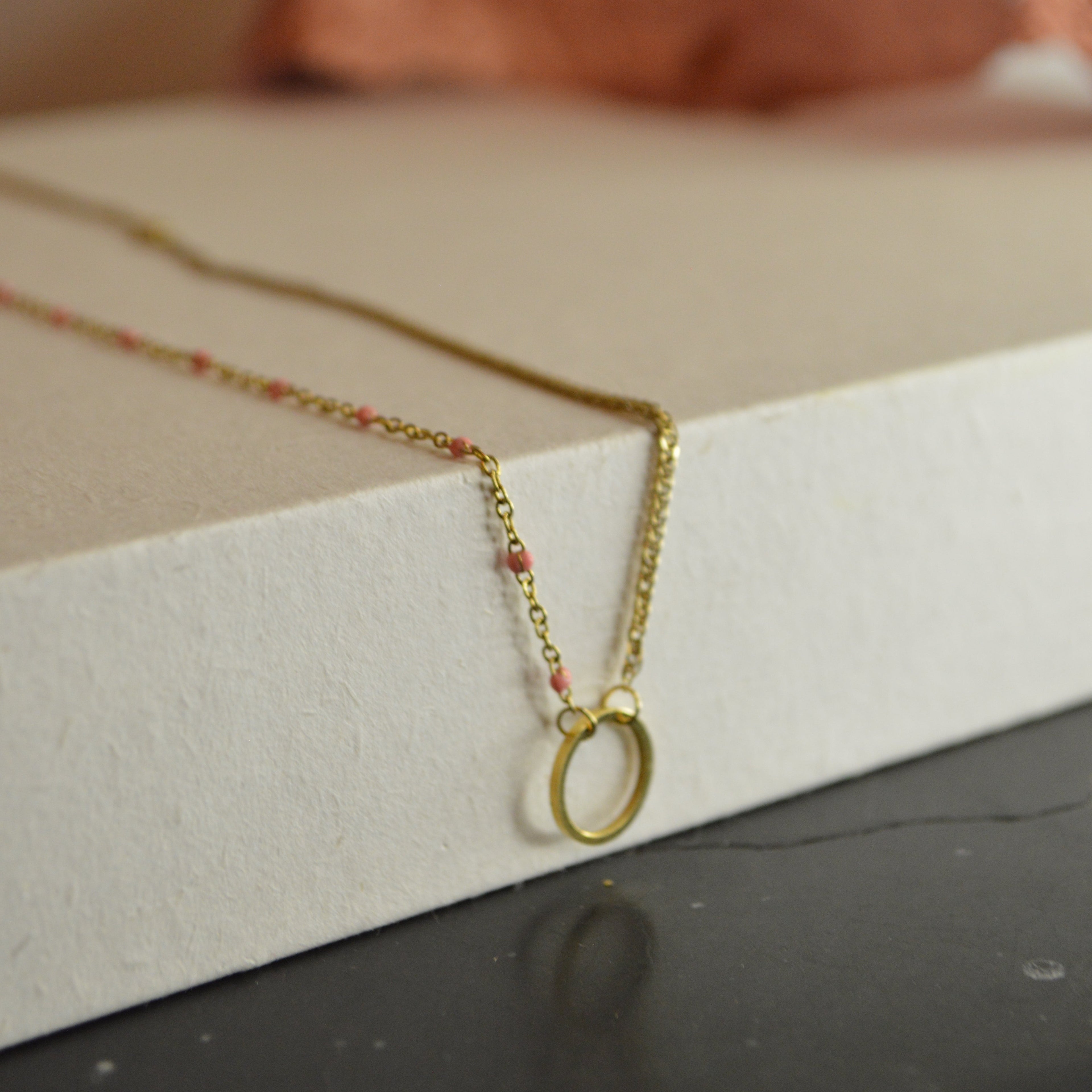 ÉPUISÉ - Collier Momo 桃